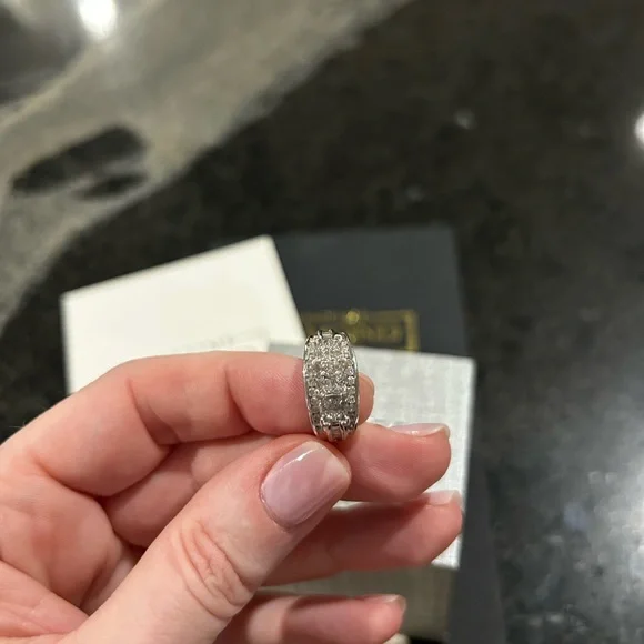 Zales Silver PAST PRESENT FUTURE anniversary Diamond Ring - Picture 3 of 11